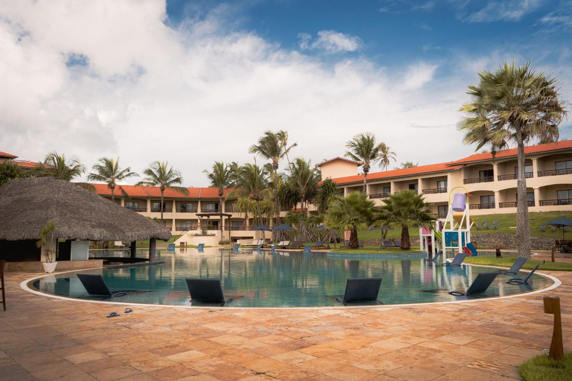 Sun City Rota Das Emocoes Камосим Екстериор снимка
