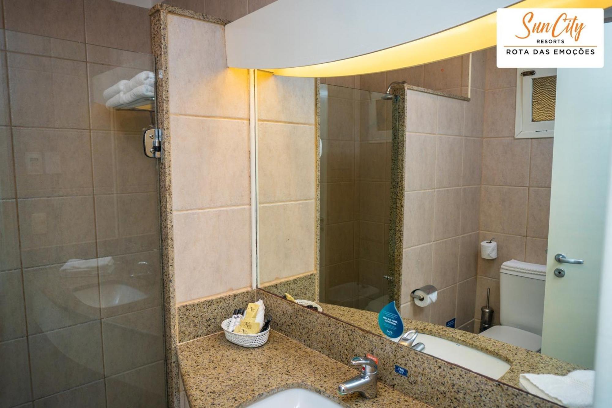 Sun City Rota Das Emocoes Камосим Екстериор снимка